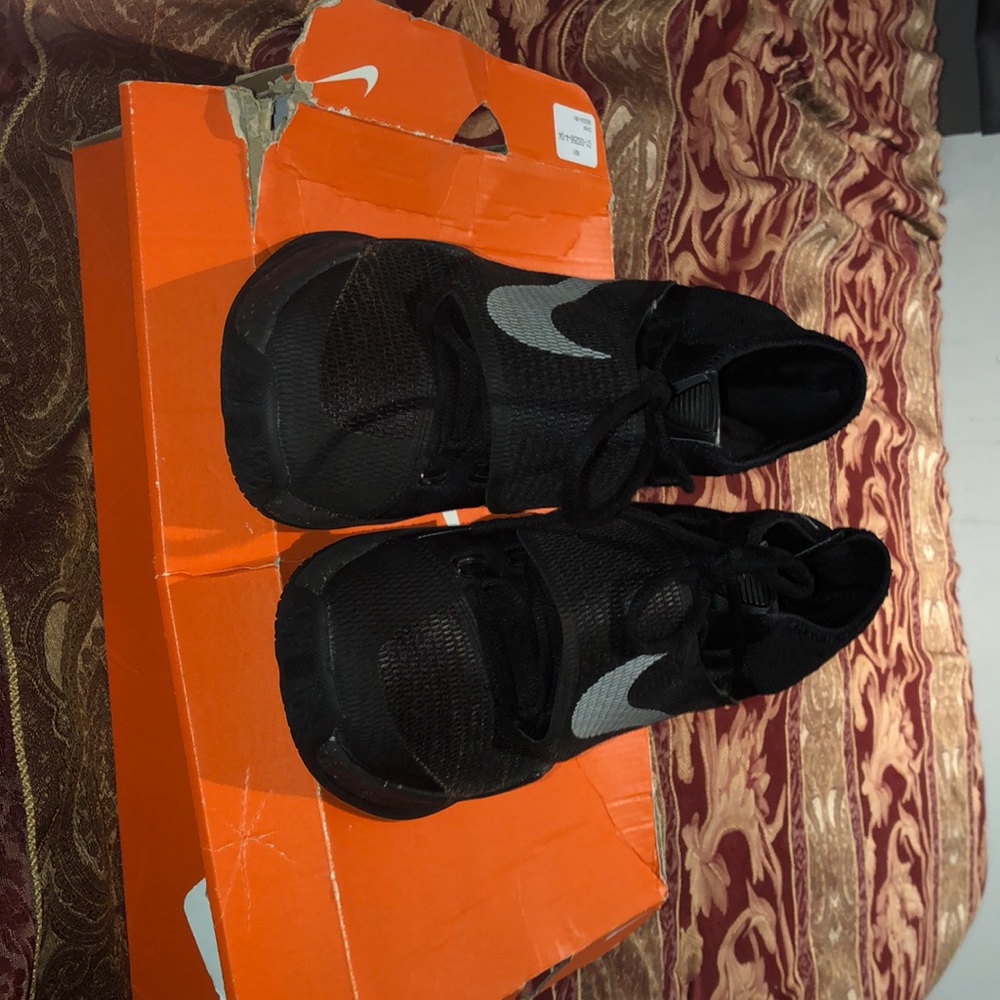 Nike zoom hyperrev 2016